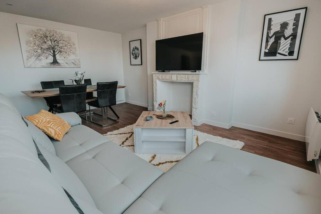 Appartement T3 Hyper Centre Saumur Eksteriør bilde